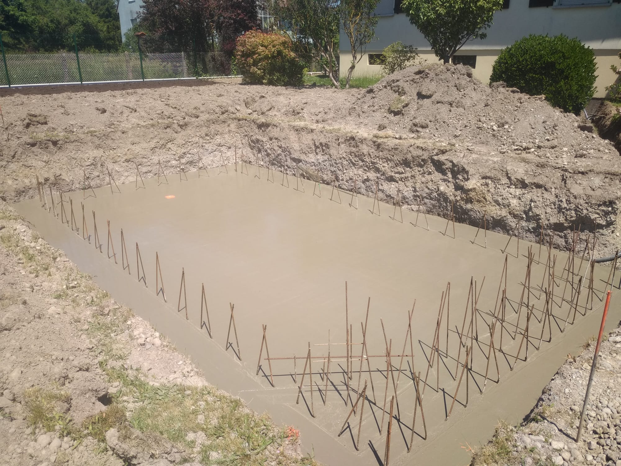 Pourquoi faire appel à un professionnel pour le terrassement pour piscine ? Riedisheim